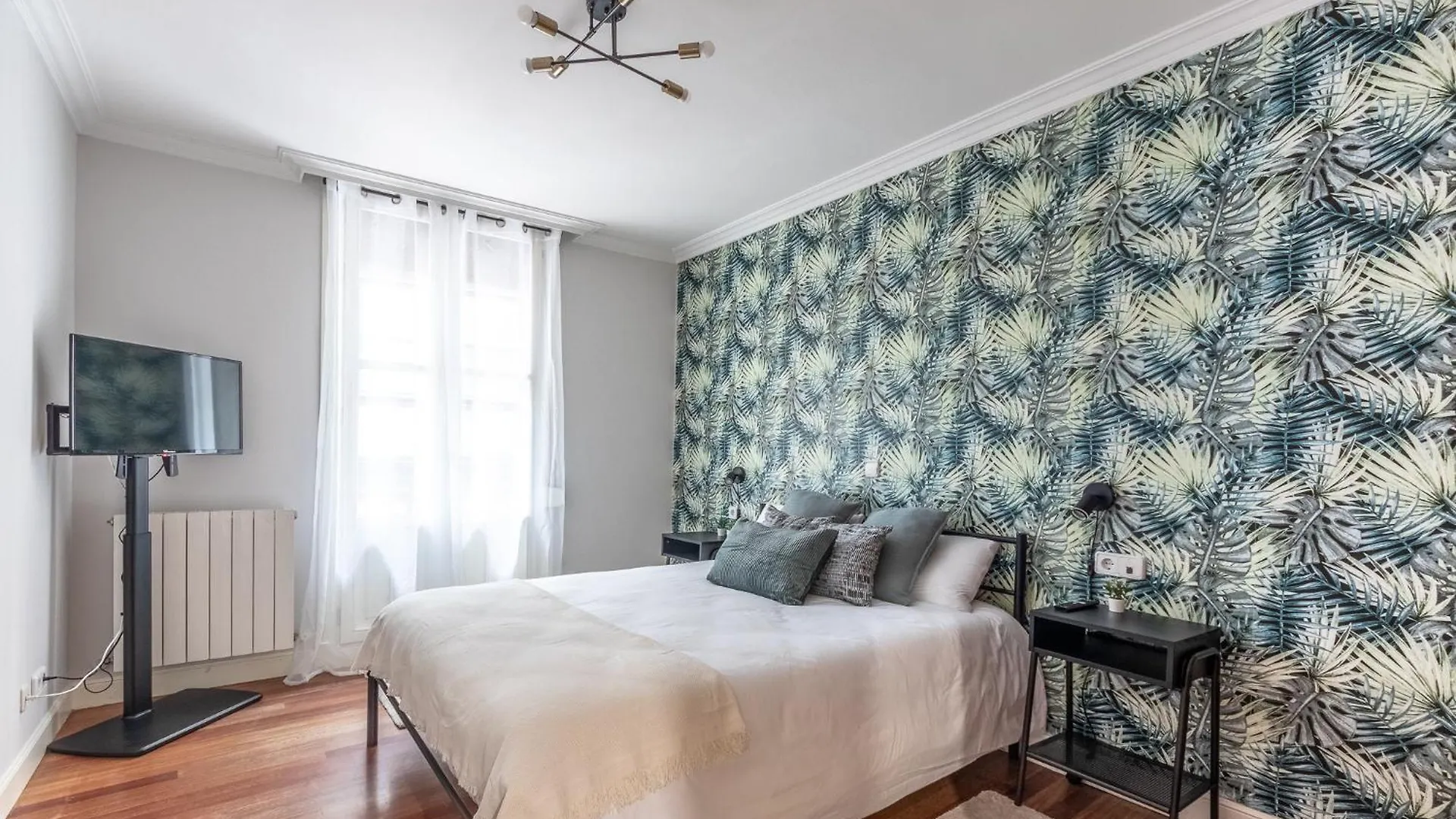 Ayuntamiento Bilbao, Casco Viejo -Parking Optional Apartment